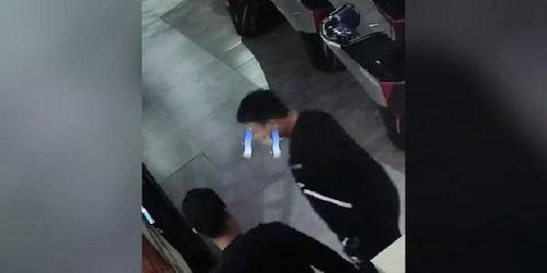 吃瓜群众秒变背锅侠视频,一场网络视频引发的误会风云