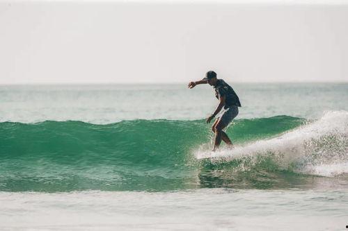 冲浪达人吃瓜群众是谁,揭秘网络红人的幕后故事