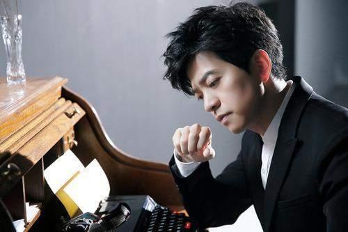 李健吃瓜群众完整版,揭秘娱乐圈幕后真相